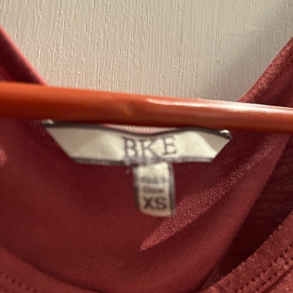 BKE Open Shoulder Tee - Picture 2 of 2